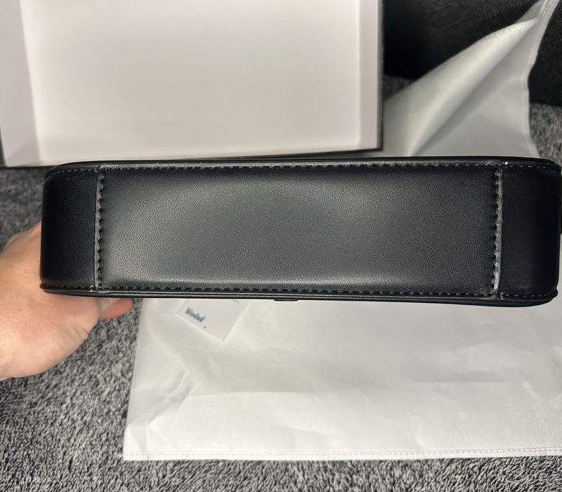 Mala Yves Saint Laurent Mini Le 5 À 7 Leather