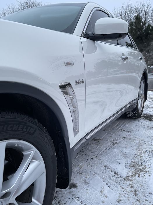 Инфинити QX-70 2015г 3.0 Дизель