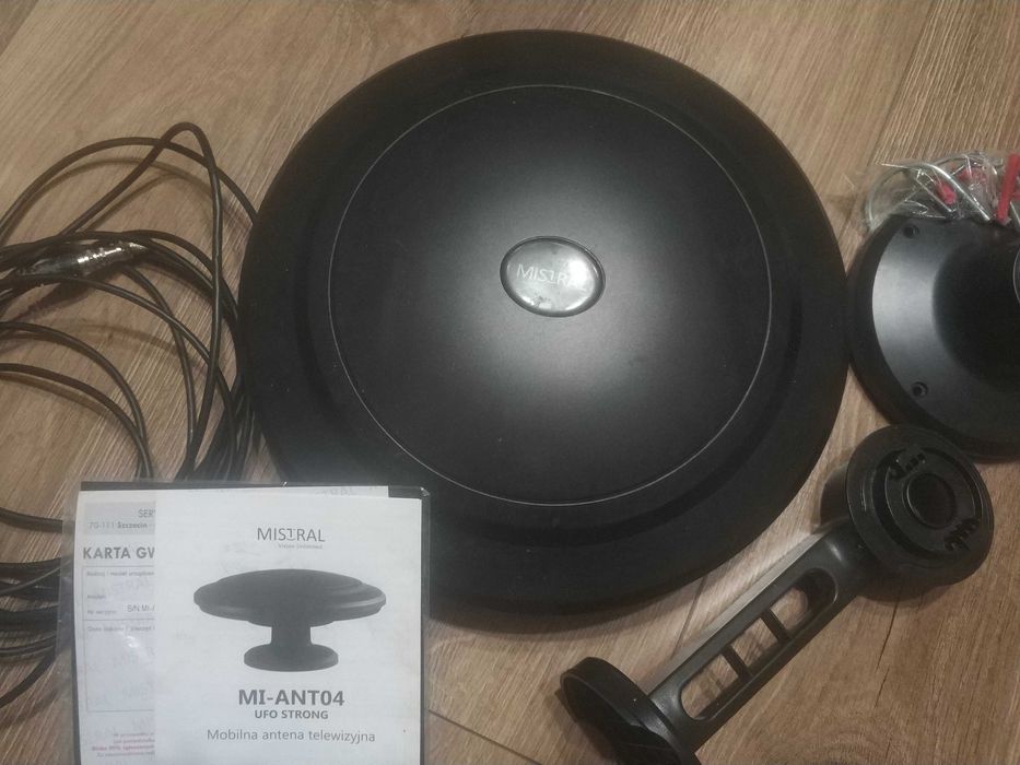 Antena samochodowa Mistral MI-ANT04 UFO STRONG – czarna