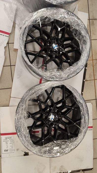 Диски з гумою в ідеалі бмв м5/м8  повний комплект вигідна ціна +торг