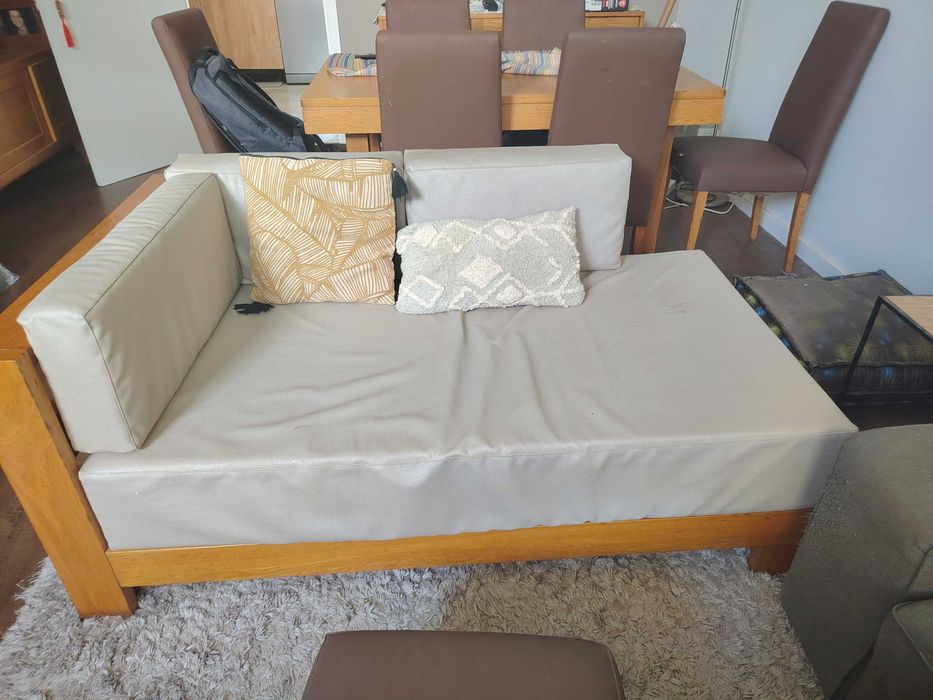 Chaise long em carvalho tratado