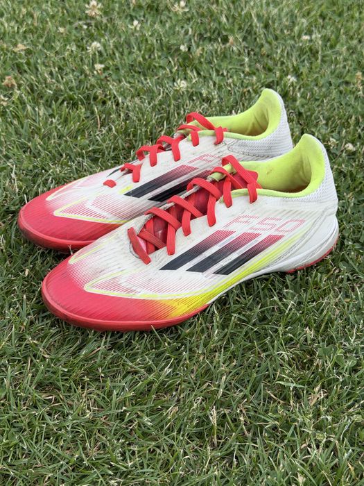 Buty piłkarskie Turfy Adidas F50 League Rozmiar 39 1/3