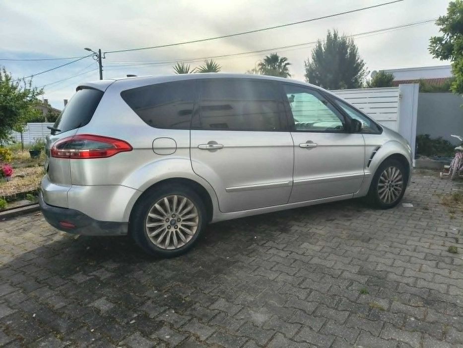 Ford S-Max 1.6 TDCi (2014) –  180.000 km – Muito Económica e Espaçosa
