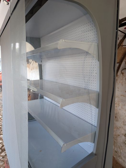 Vendo vitrine refrigerada de vegetais