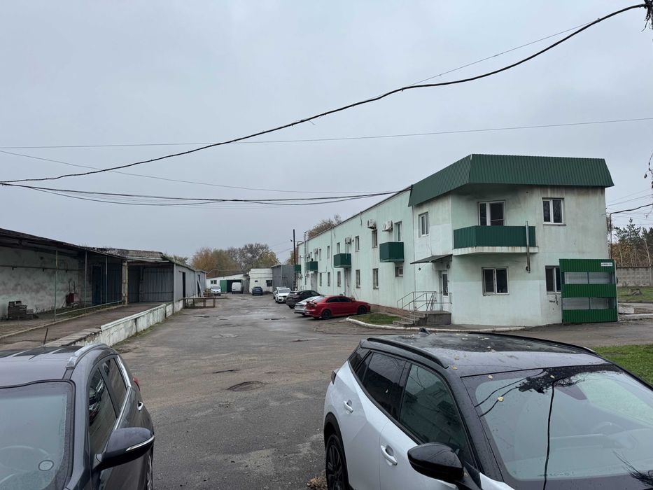 Склад-офіс у центрі міста 3500 м2