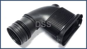 Воздухозаборник воздуховод в сборе VW Jetta, Passat 2,5 есть патрубок