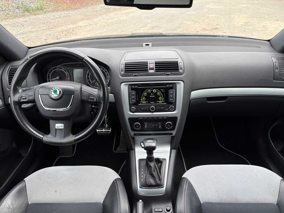 Skoda Octavia II FL VRS 2.0 benzyna 200 KM DSG