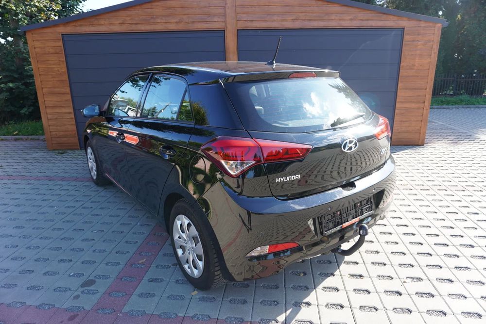 Hyundai i20 Bezwypadkowy Serwisowany 1-Właściciel Tempomat Pdc Asystent Piękny