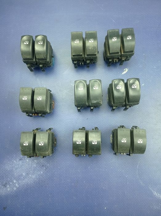 Кнопка Вікна Замка ЕСП Парктронік Круїз Підігрів Аварійка Рено Renault