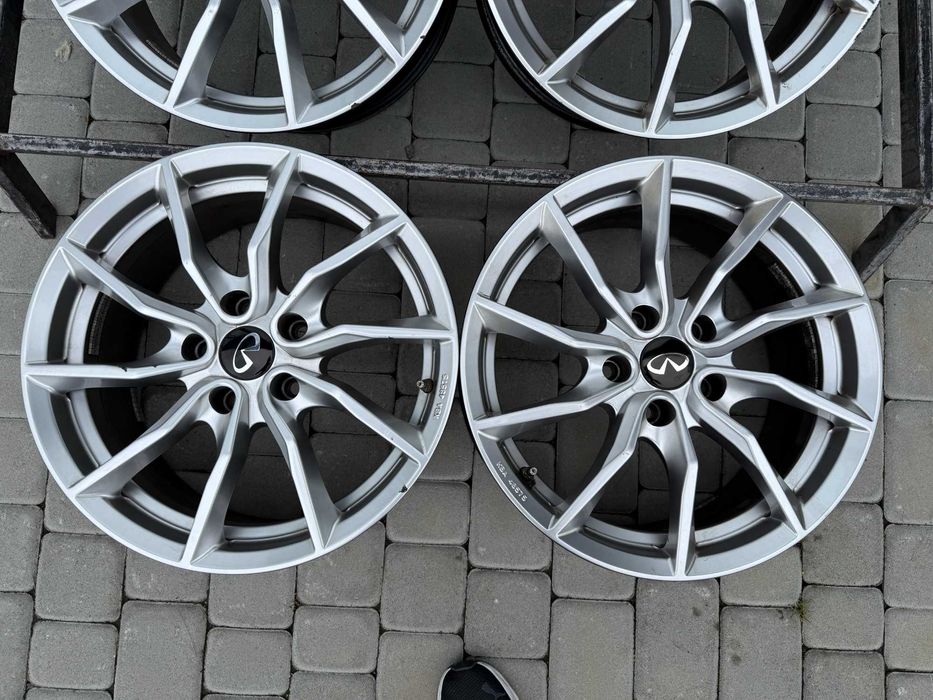 Диски Advanti R17 5x114,3 8J ET40 Infinity Honda Lexus Toyota Kia Jeep