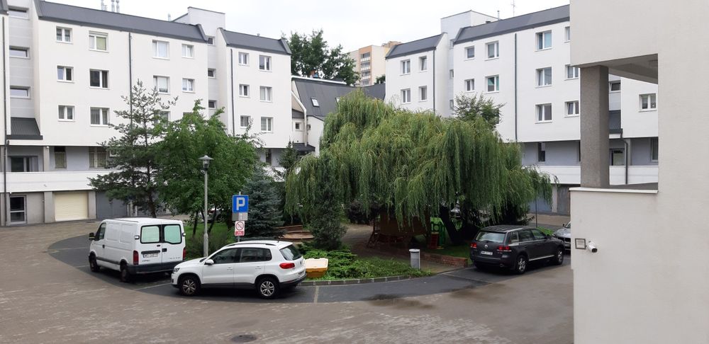 Dwa pokoje w świetnej lokalizacji do wynajęcia!