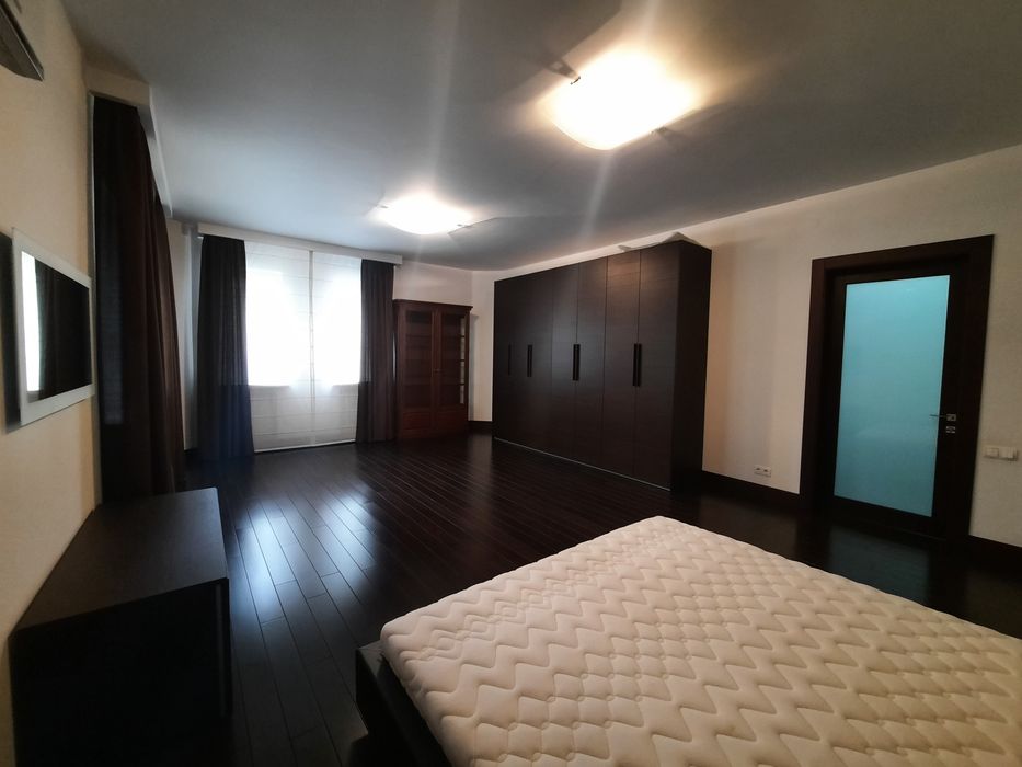 Продаж квартири в центрі Києва Кониського,28а  267 м²  комфорту простору та тиші