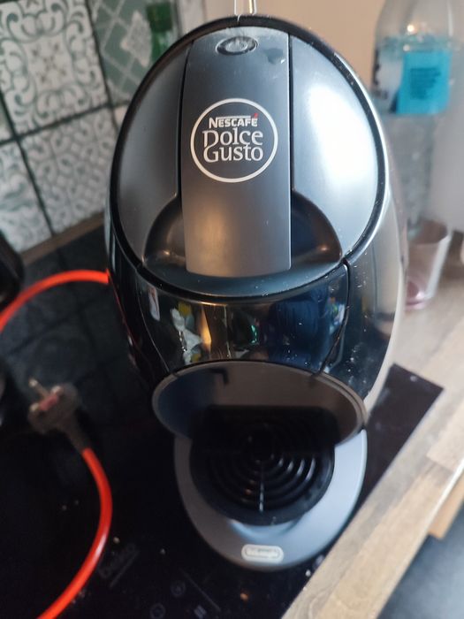 Ekspres do kawy nescafe dolce Gusto