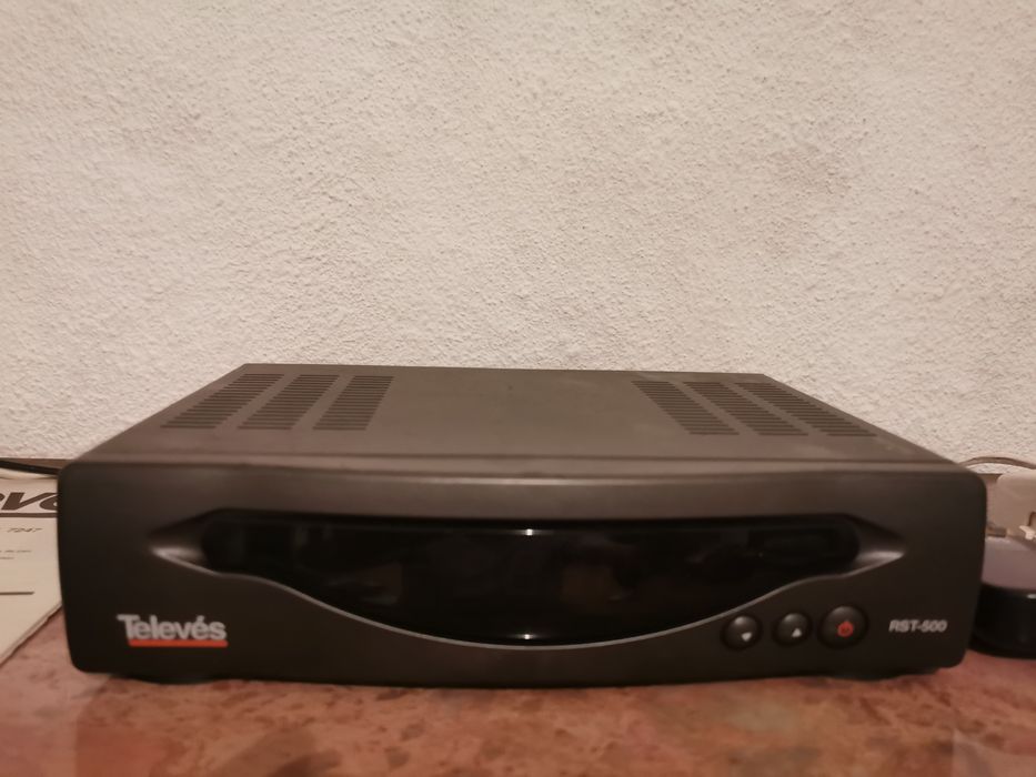 Receptor Satélite - Televés RST-500