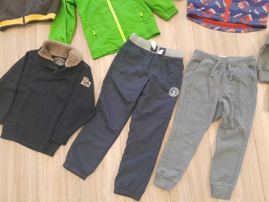 Одяг для хлопчика 116-122см Ветровка штани кофта реглан