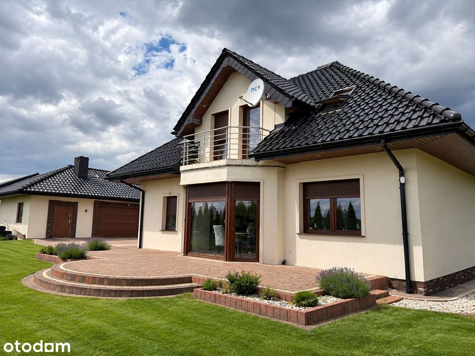 Dom 147m2 +duży garaż 90m2 5 pokoi blisko Konina