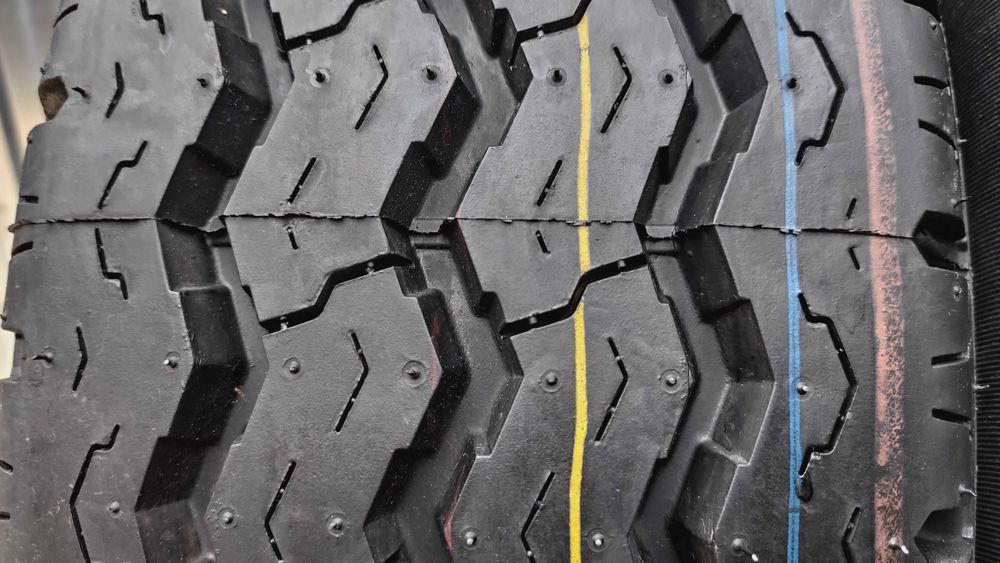 Шини 195/70R15C. Firestone. Іспанія. Michelin