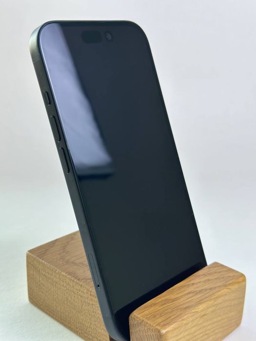 Смартфон Apple iPhone 15 128Gb Black Titanium