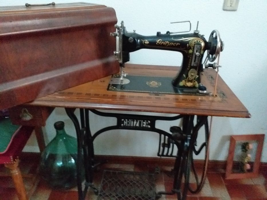 Moveis antigos colecao Ramalde • OLX Portugal