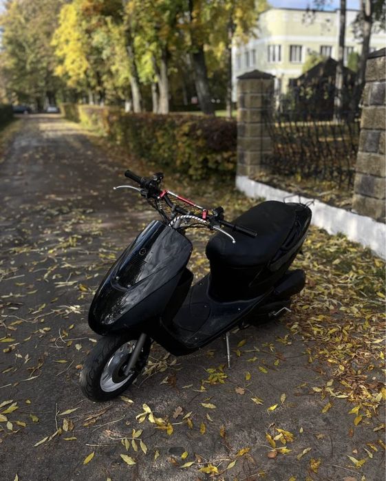 suzuki lets 2 new