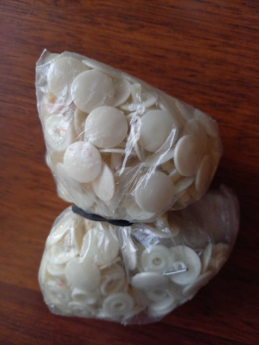 Zatrzaski plastikowe (napy)