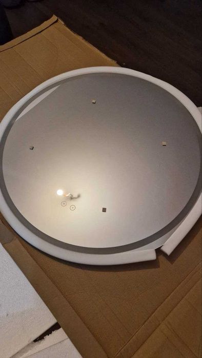 Lustro ścienne LED BAS 80 cm