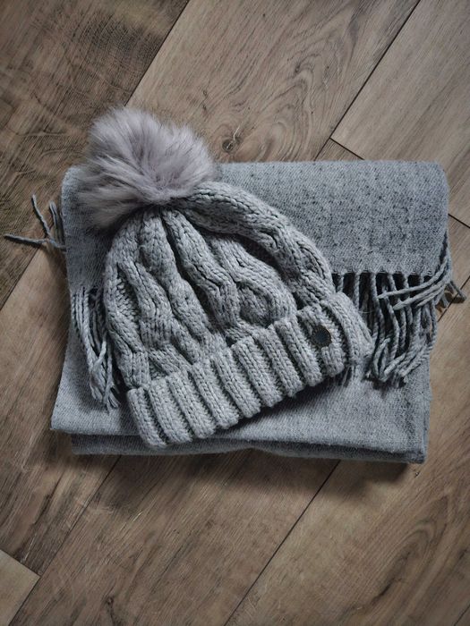 Komplet czapka i szalik