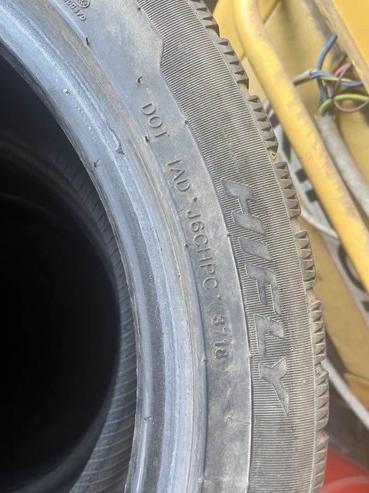 245/45/18  зима hifli