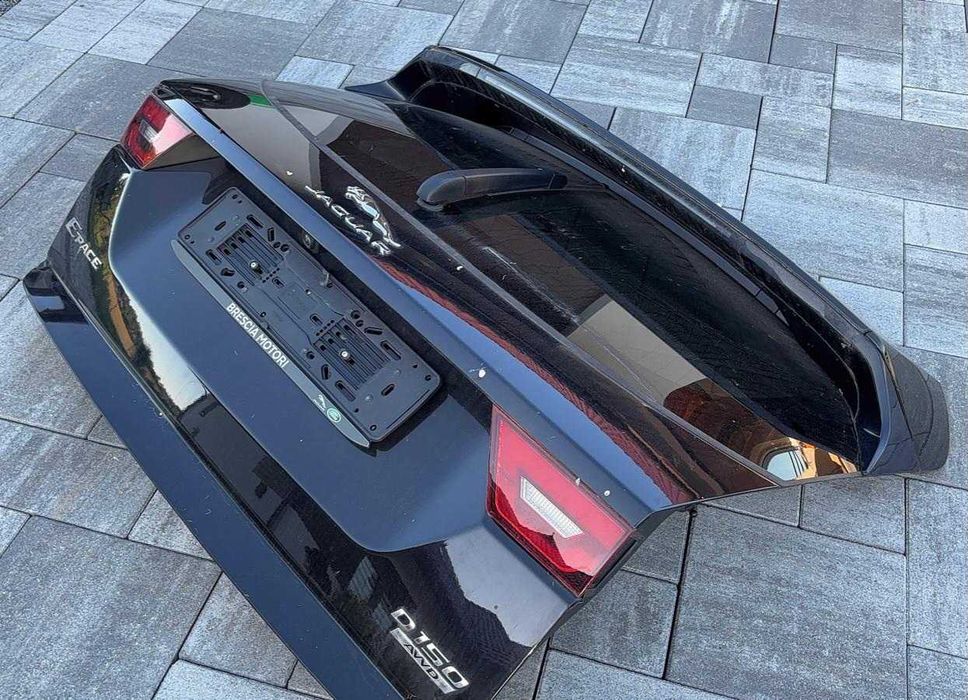 Kompletna klapa Jaguar E pace