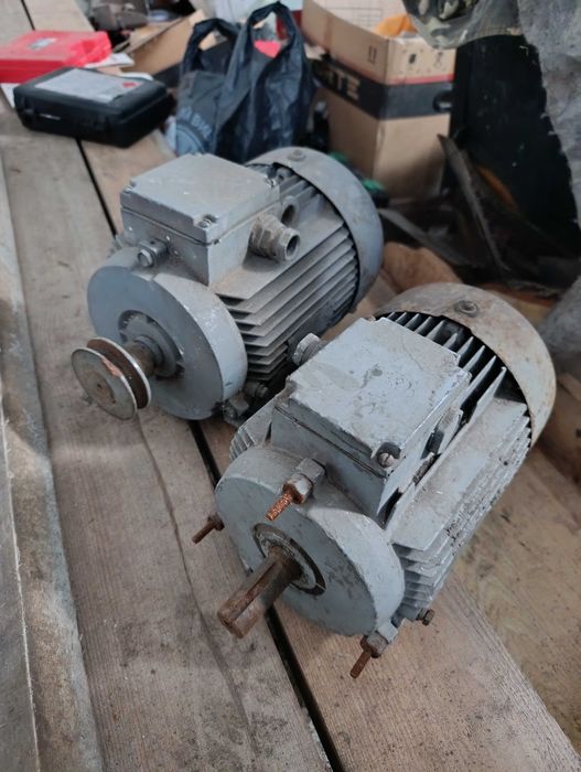 Електродвигун 2 шт діаметр 22 і 24мм