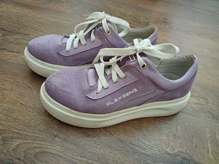 Мокасини дитячі.