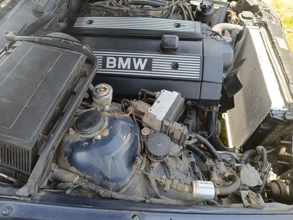 Bmw e39 523i 2.5 м52.газ.автомат.технічно справна
