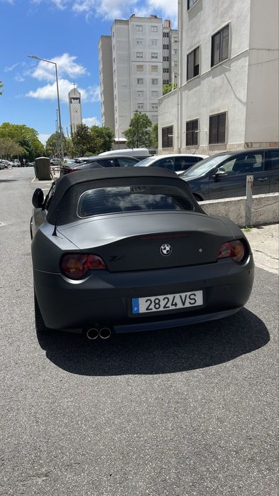 Vendo carro  Bmw Z4 2.5i  6 cilindros com 190CV com opcao de Gpl e gasolina