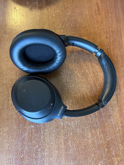 Навушники Sony WH-1000XM4