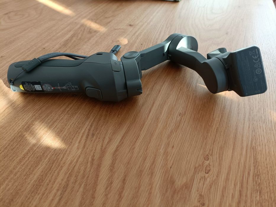 DJI  osmo mobile 3