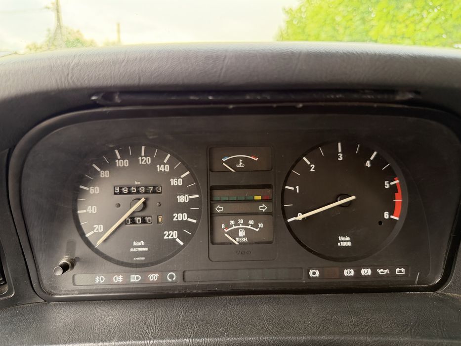 Bmw 5 series e28 багата комплектація