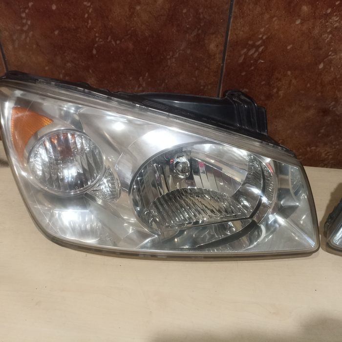 Кіа  церато 04-06 фара  L R kia cerato