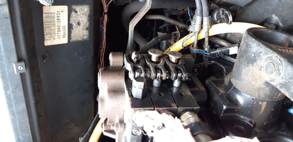 Rozdzielacz ciśnienia case 5140 sekcja