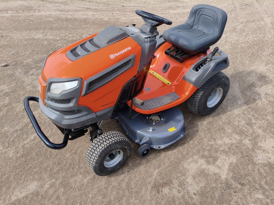Kosiarka traktorek Husqvarna TS 243 SUPER STAN  V2 20kM 15rok