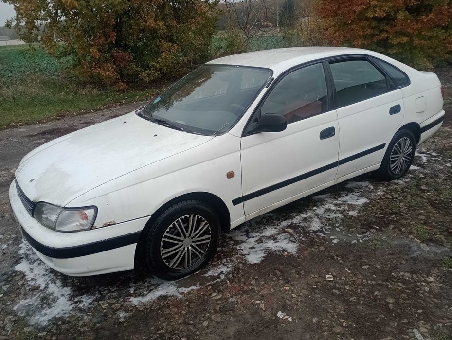 Toyota Carina