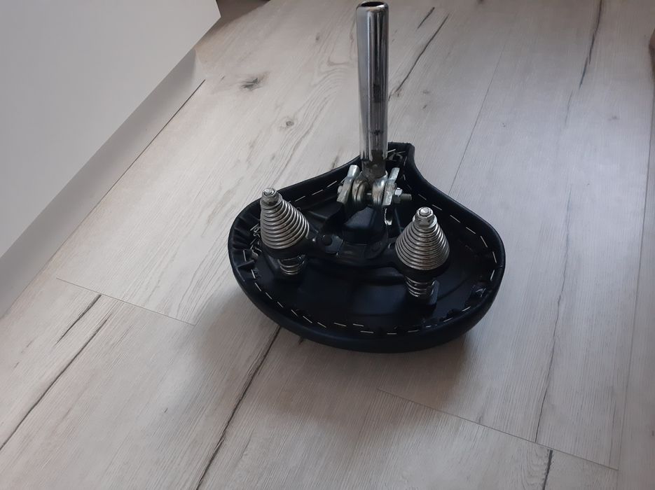 Retro siodełko rowerowe ze sztycą. Rower holenderski. Stan idealny.