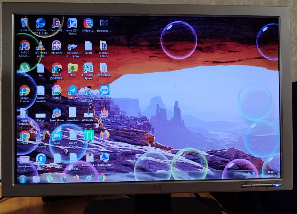 Монітор 17" 1440*900 TN DELL SE178WFPc VGA сріб+чорн.