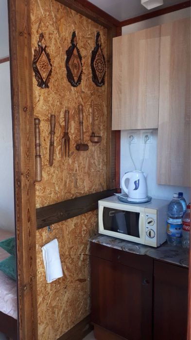 Будиночок з гаражем для човна на причалі № 2