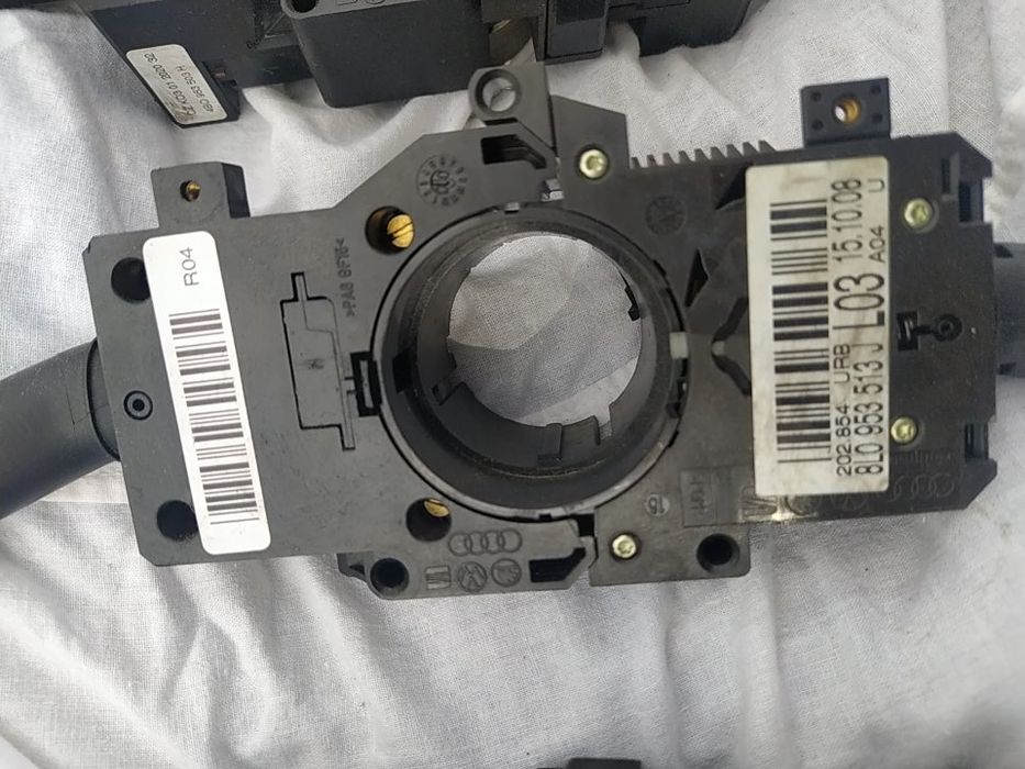 Manetki tempomatu, świateł, wycieraczek