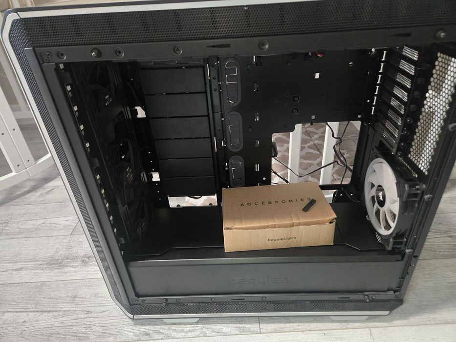 Obudowa Be quiet! Dark Base  Pro 900 srebrna stan idealny