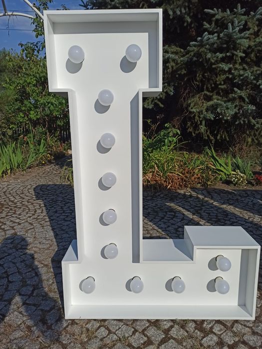 Napis LOVE drewniany