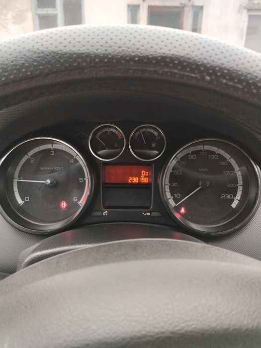 Продам Peugeot 308 SW