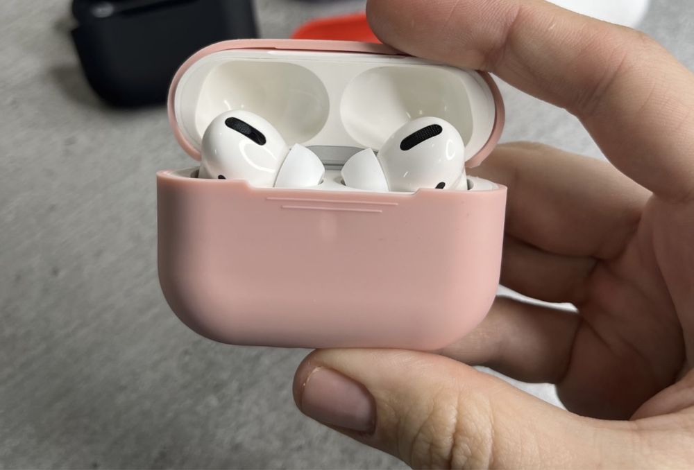 Чохол для навушників Airpods Pro