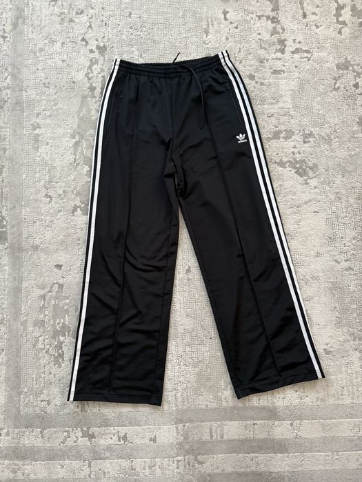 штаны адидас черные оверсайз