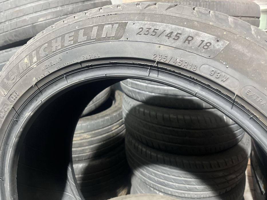 235/45R18 Michelin Primacy 4